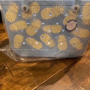 Large Pineapple Bogg Bag